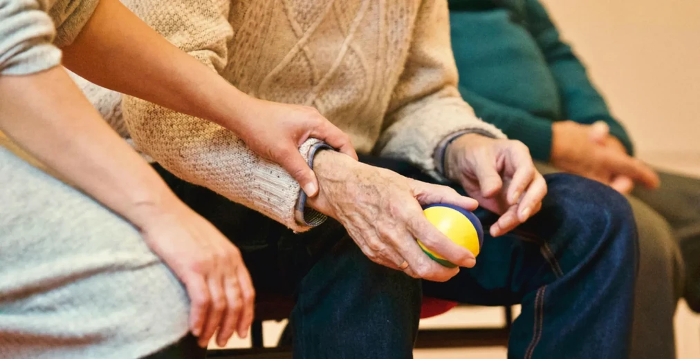 pexels matthiaszomer 339620