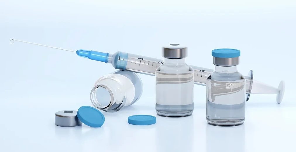 syringe 5904302 1280