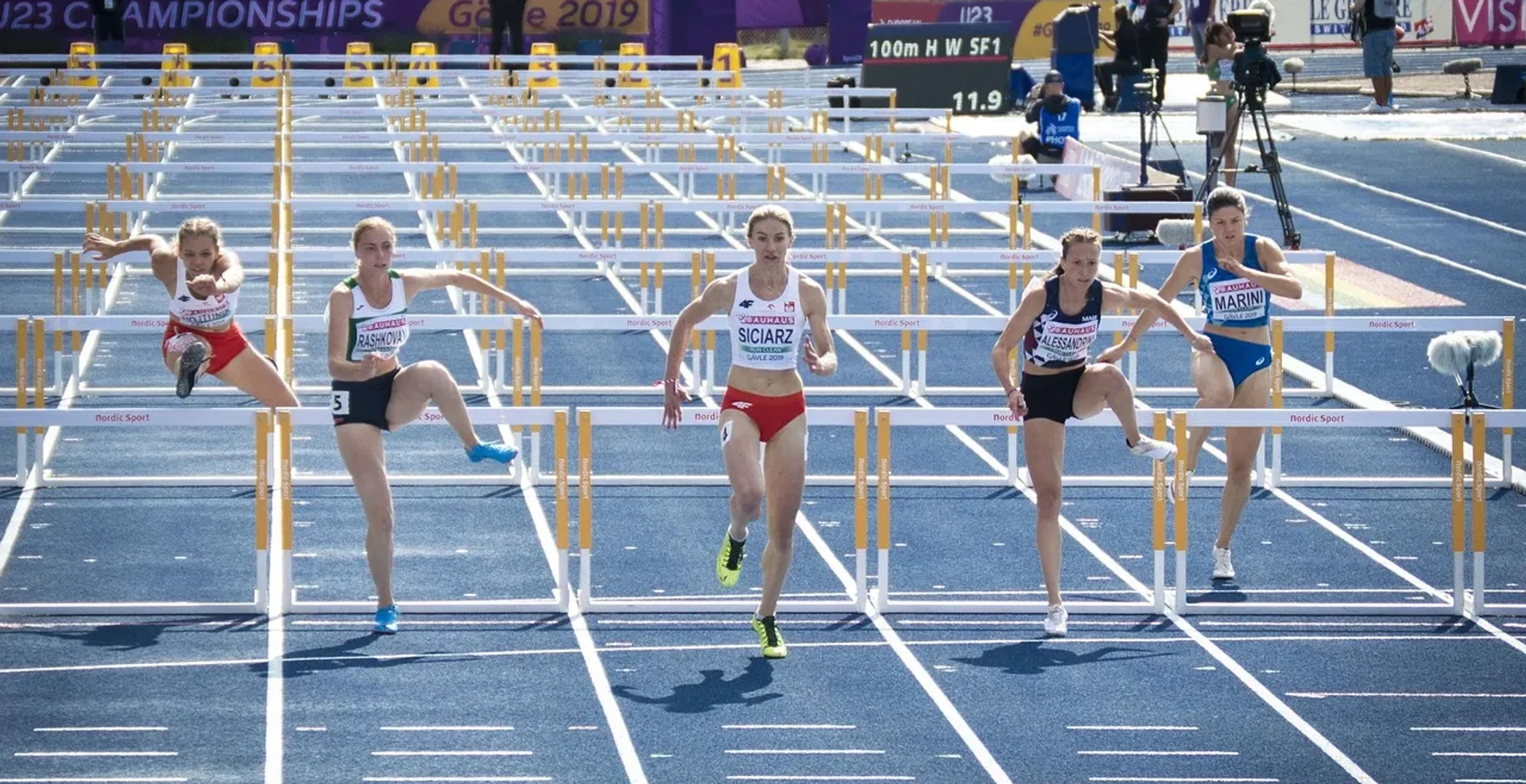 running 4338238 1280